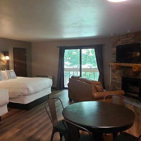 Rib Mountain Inn Восау Номер фото